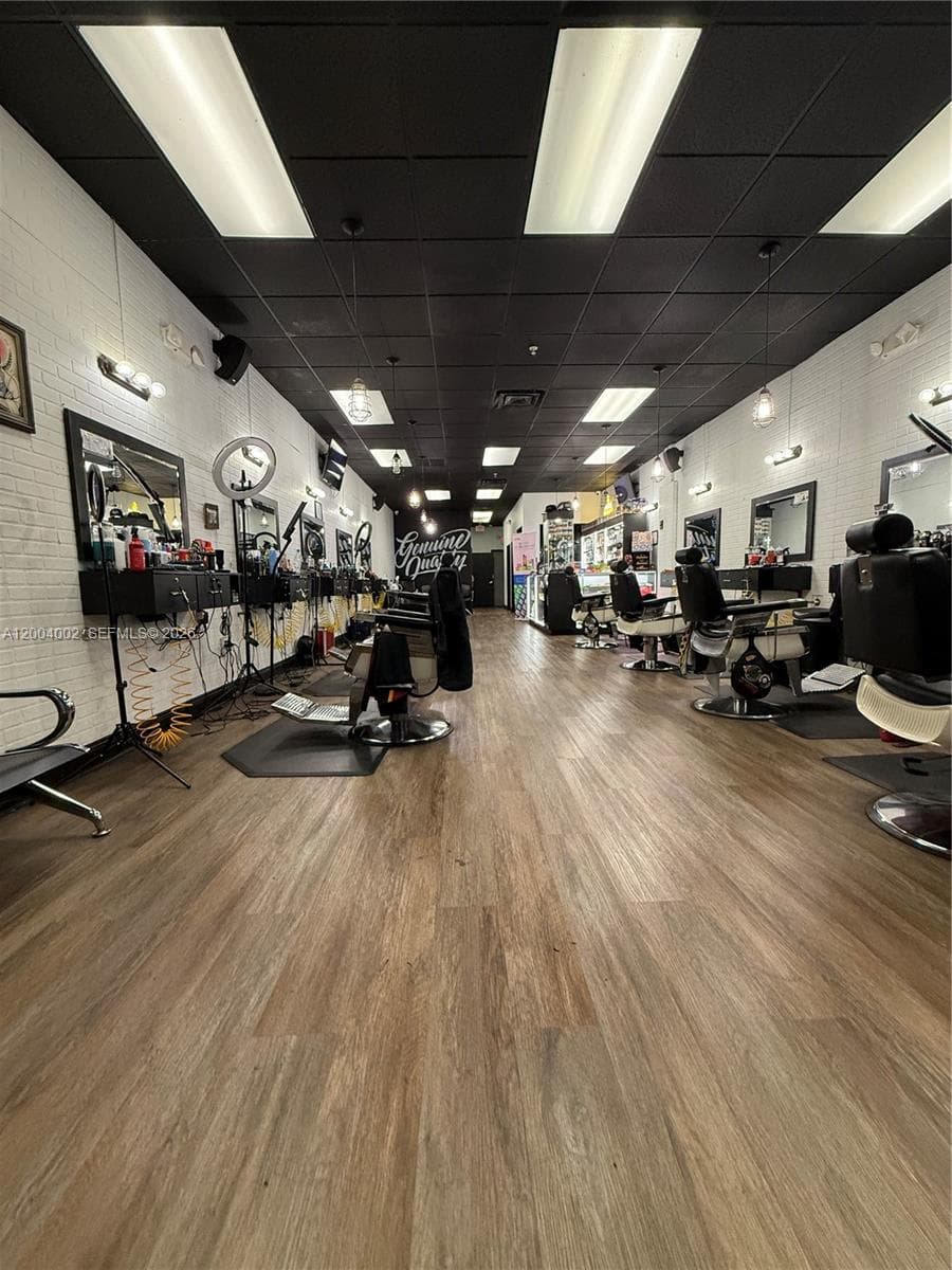 Barbershop 127th Ave