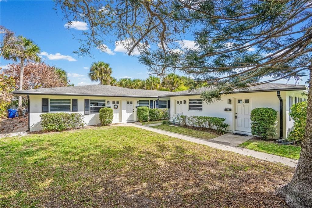 919 Turtle Cove Lane