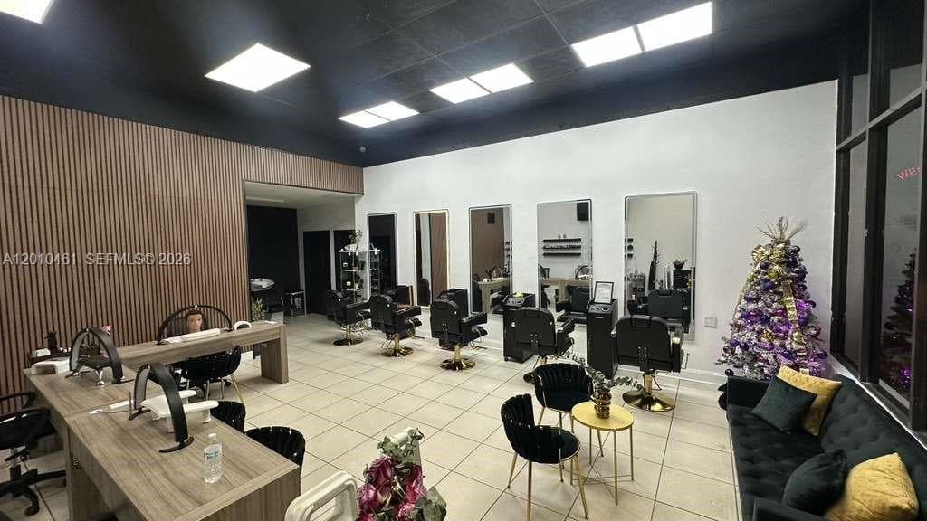 9610 Fontainebleau Blvd