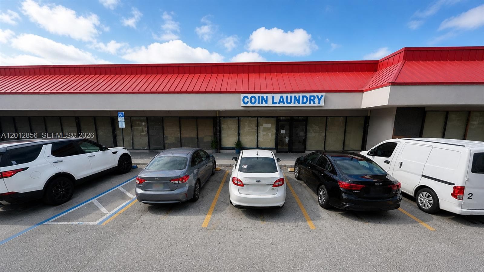 Coin Laundry for Sale In Doral City