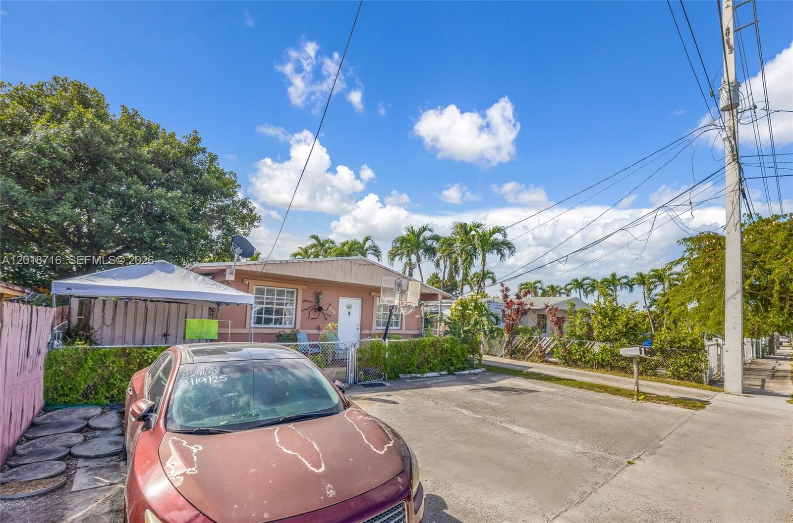 3126 NW 28th St