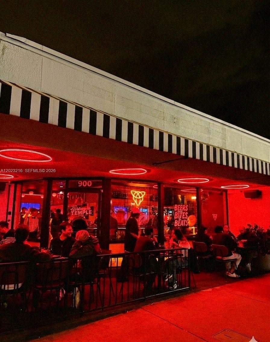 900 Alton Rd