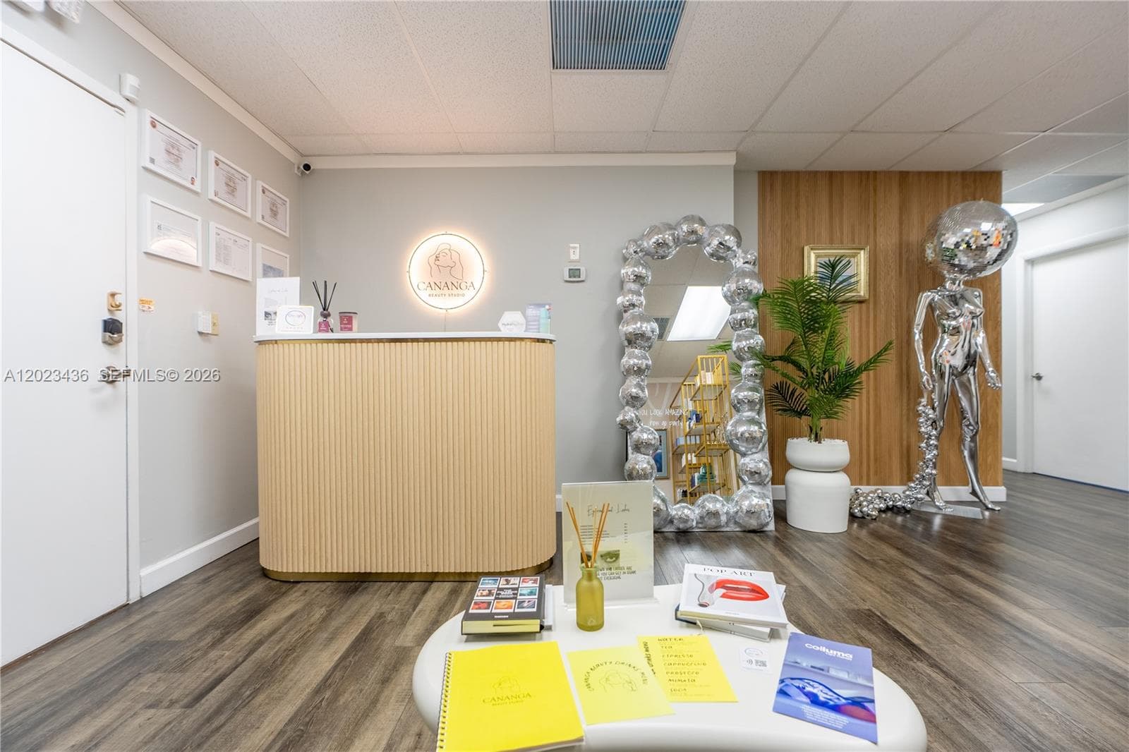 1250 E Hallandale Beach Blvd