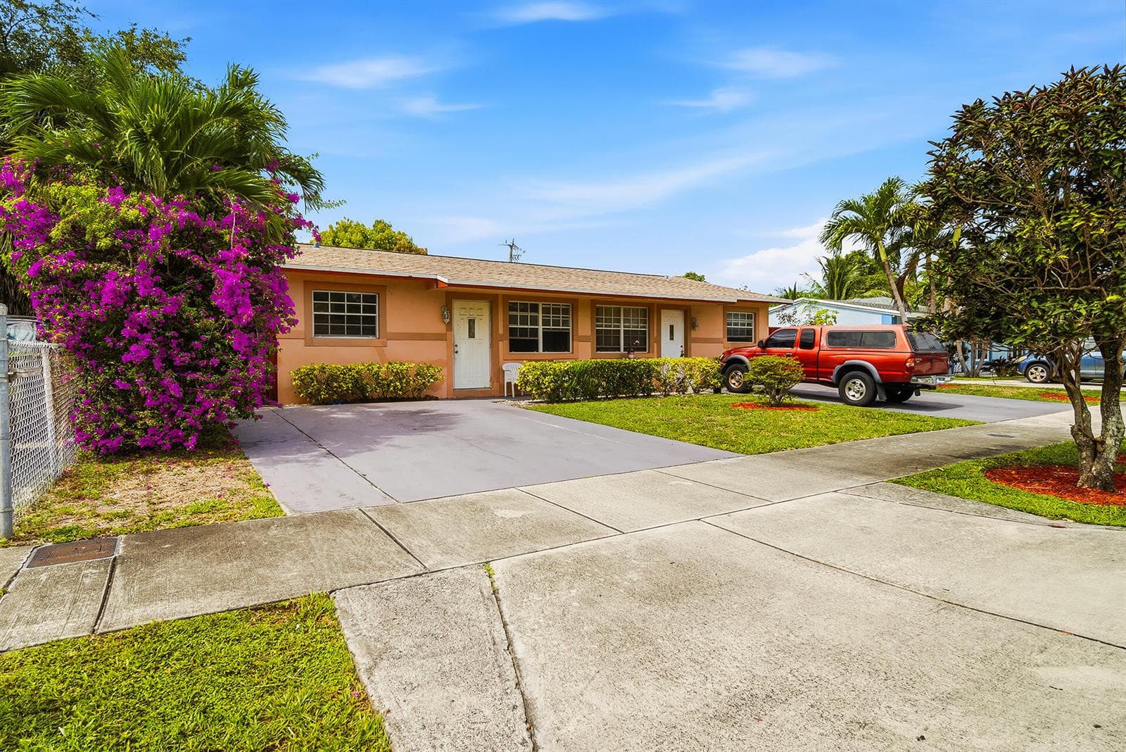 550 NE 37th Street # 2