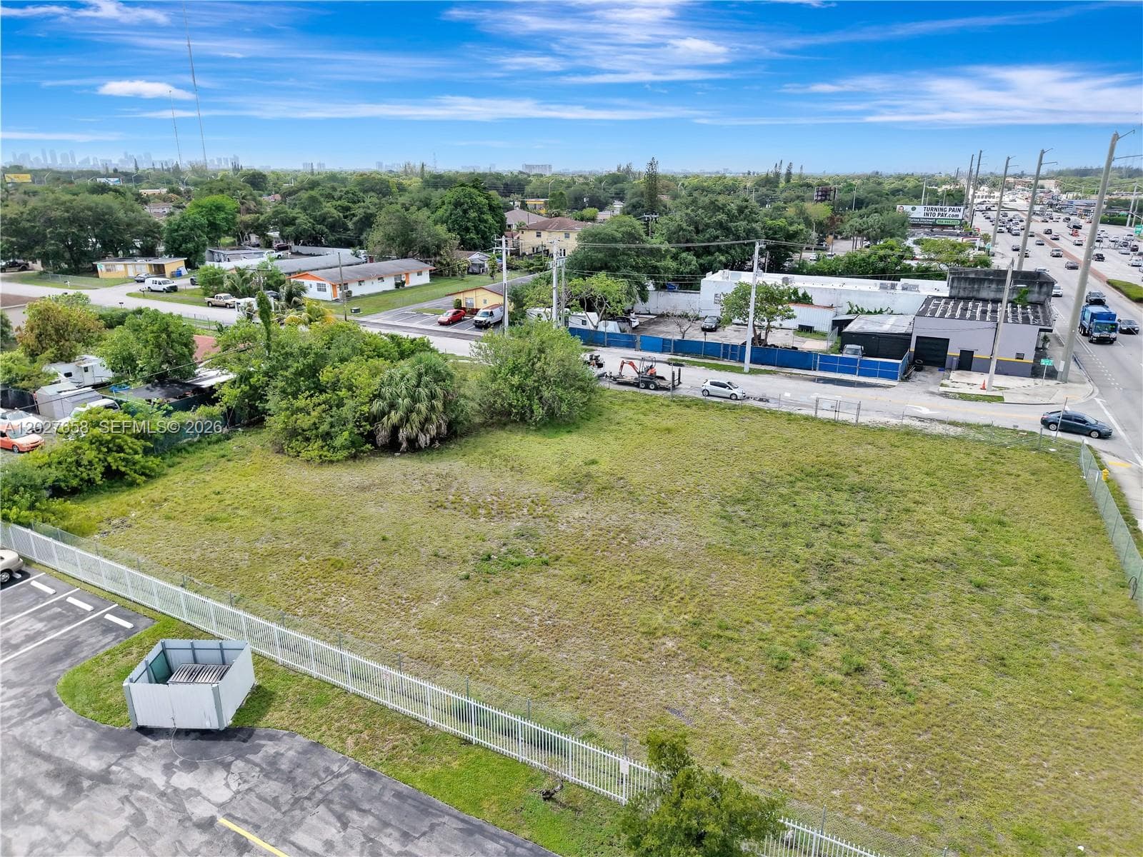 2591 S State Road 7 Rd