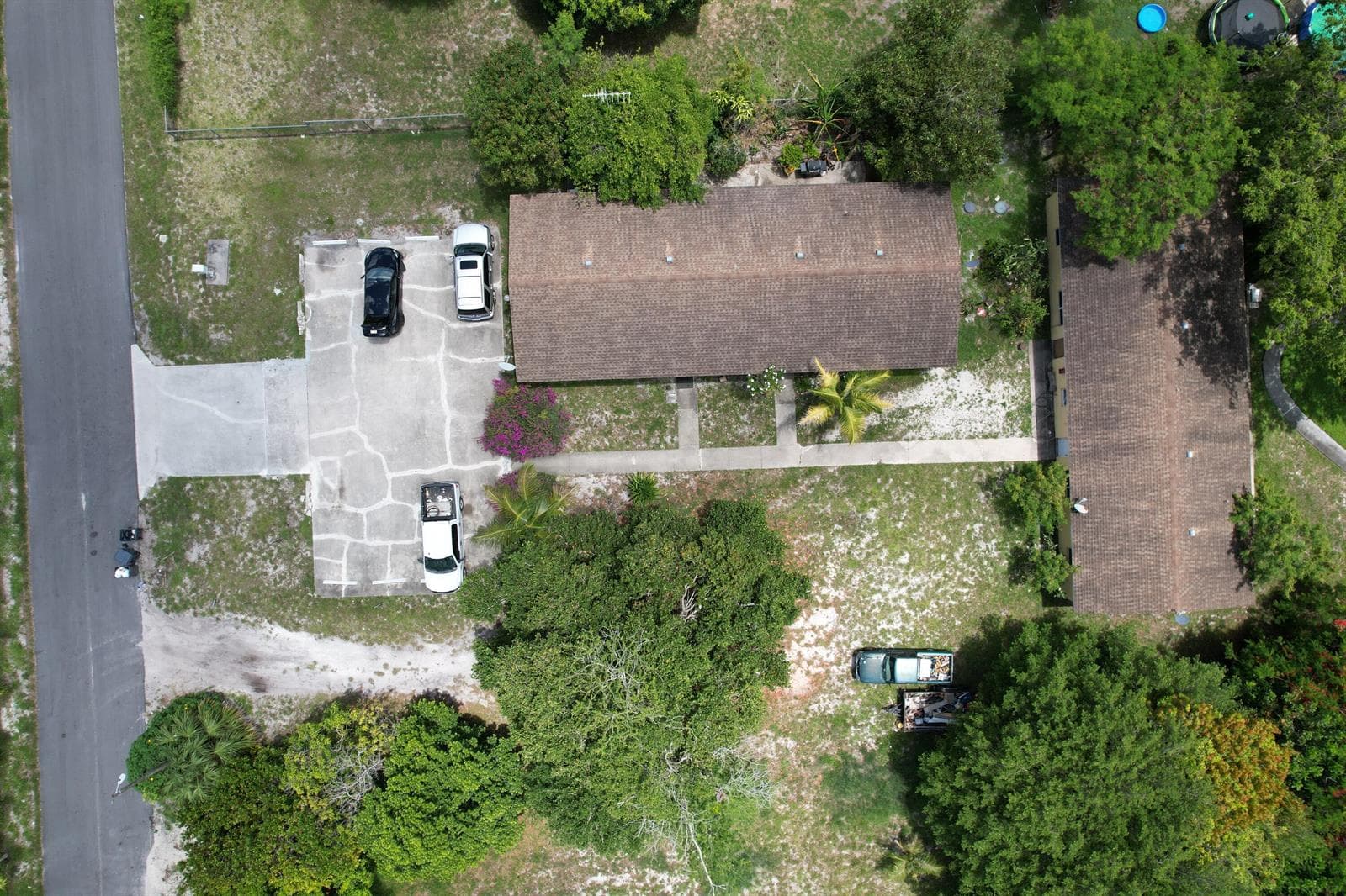 4537 Coconut Road