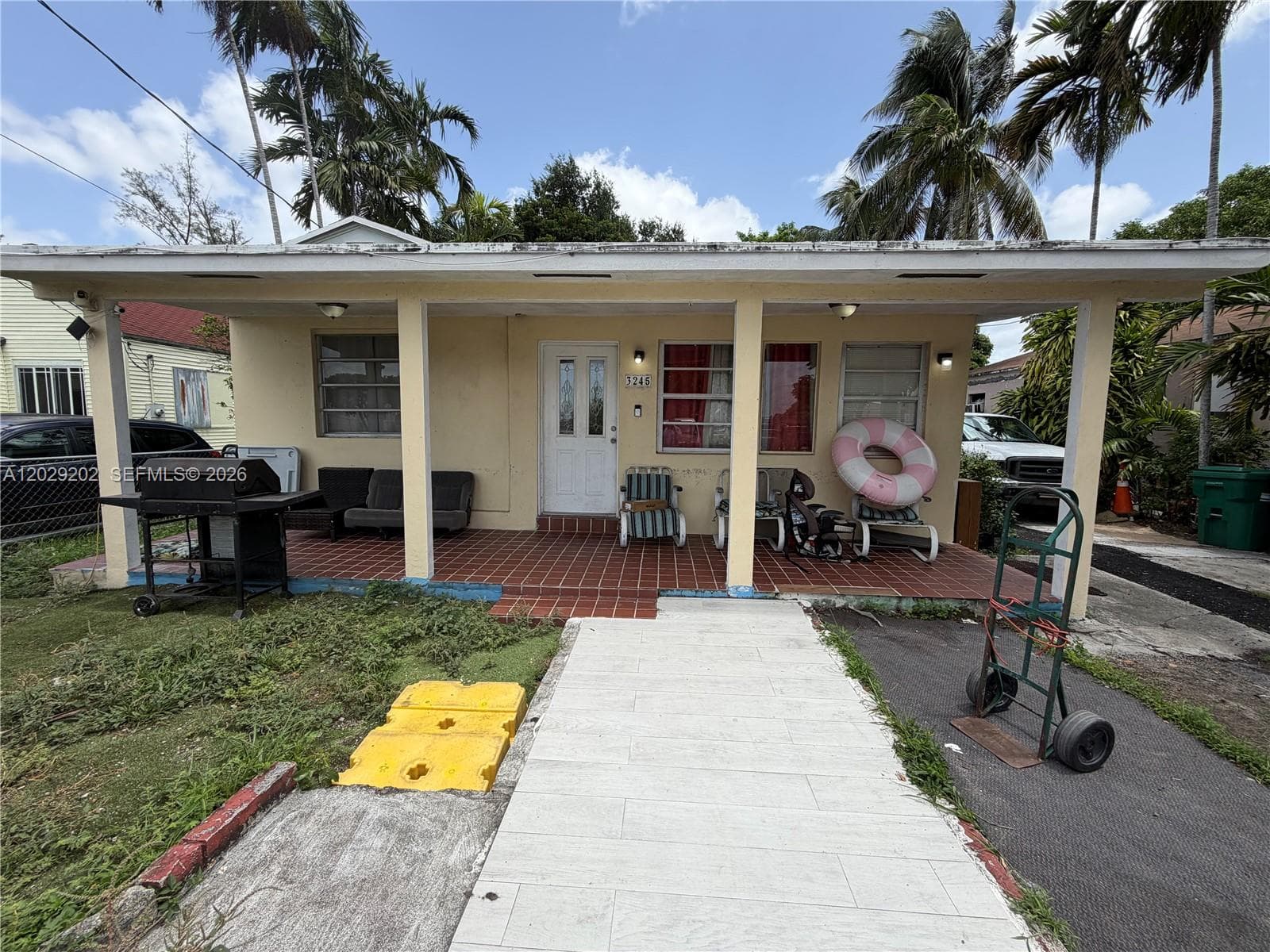 3245 NW 34th St