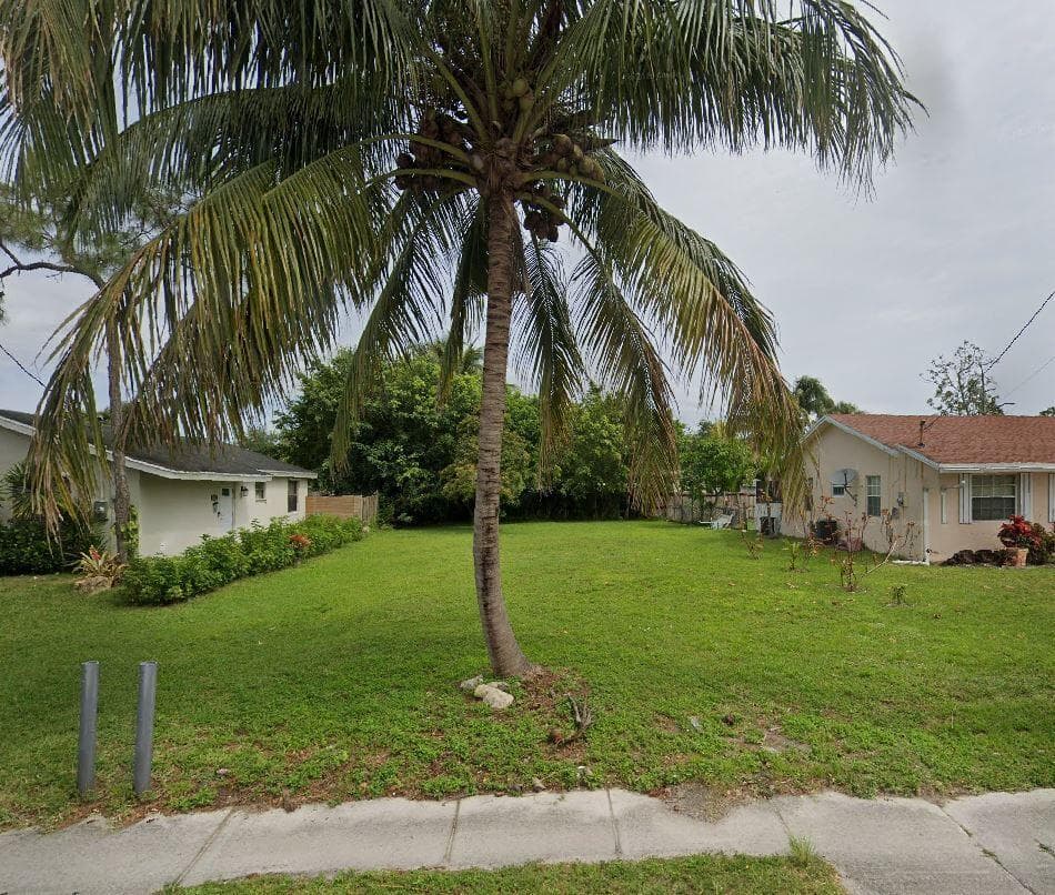 7325 Lantana Road