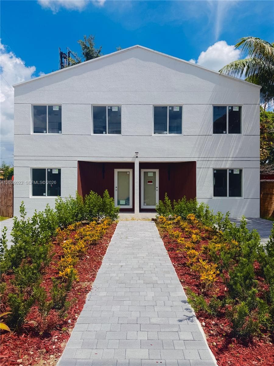 1629 NW 40th St