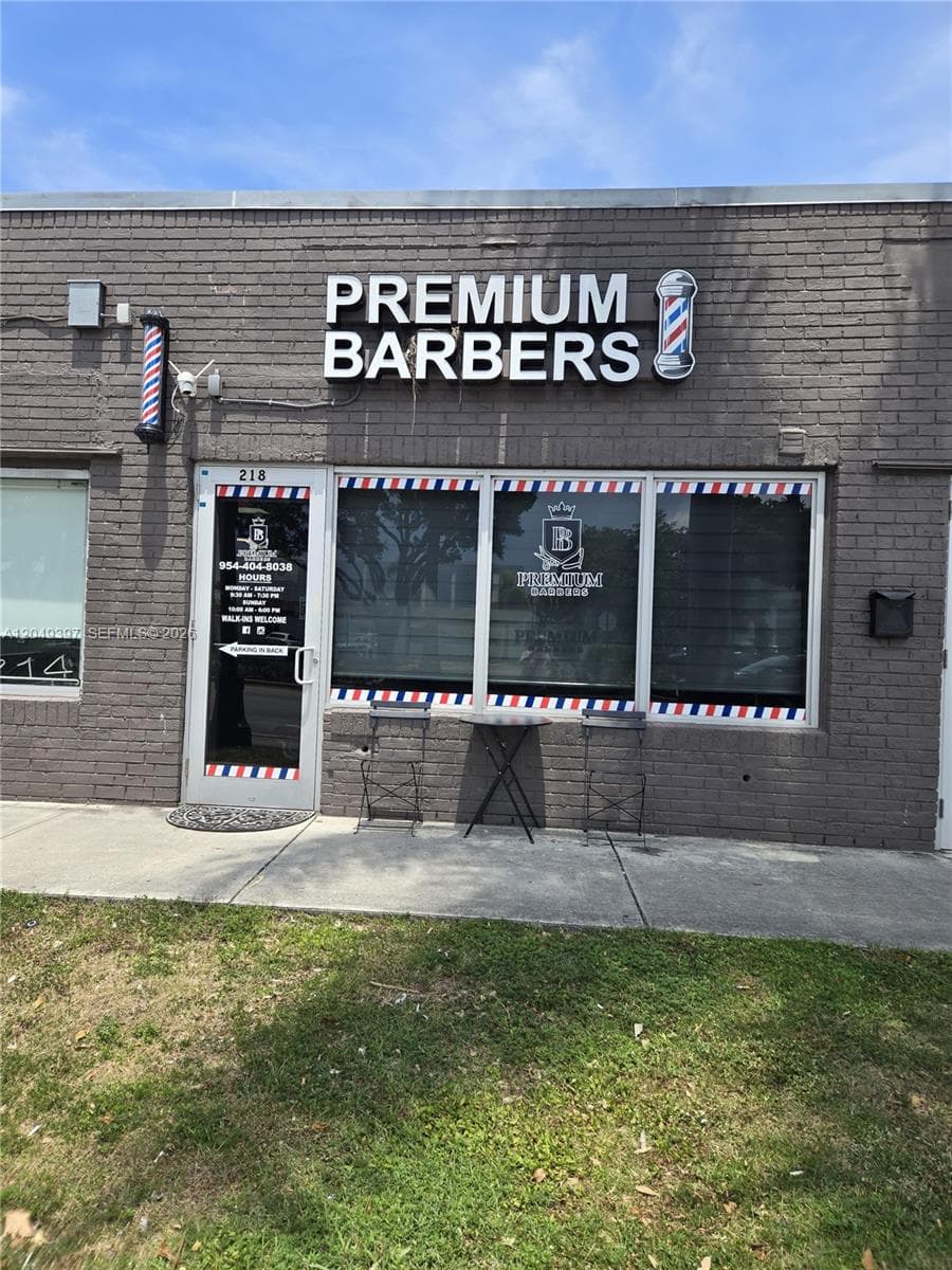 218 N Federal Highway