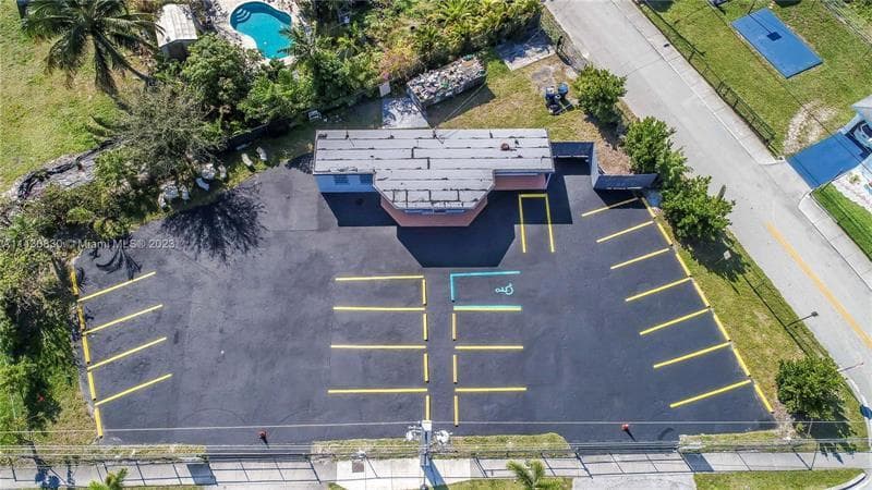 820 Foster Road