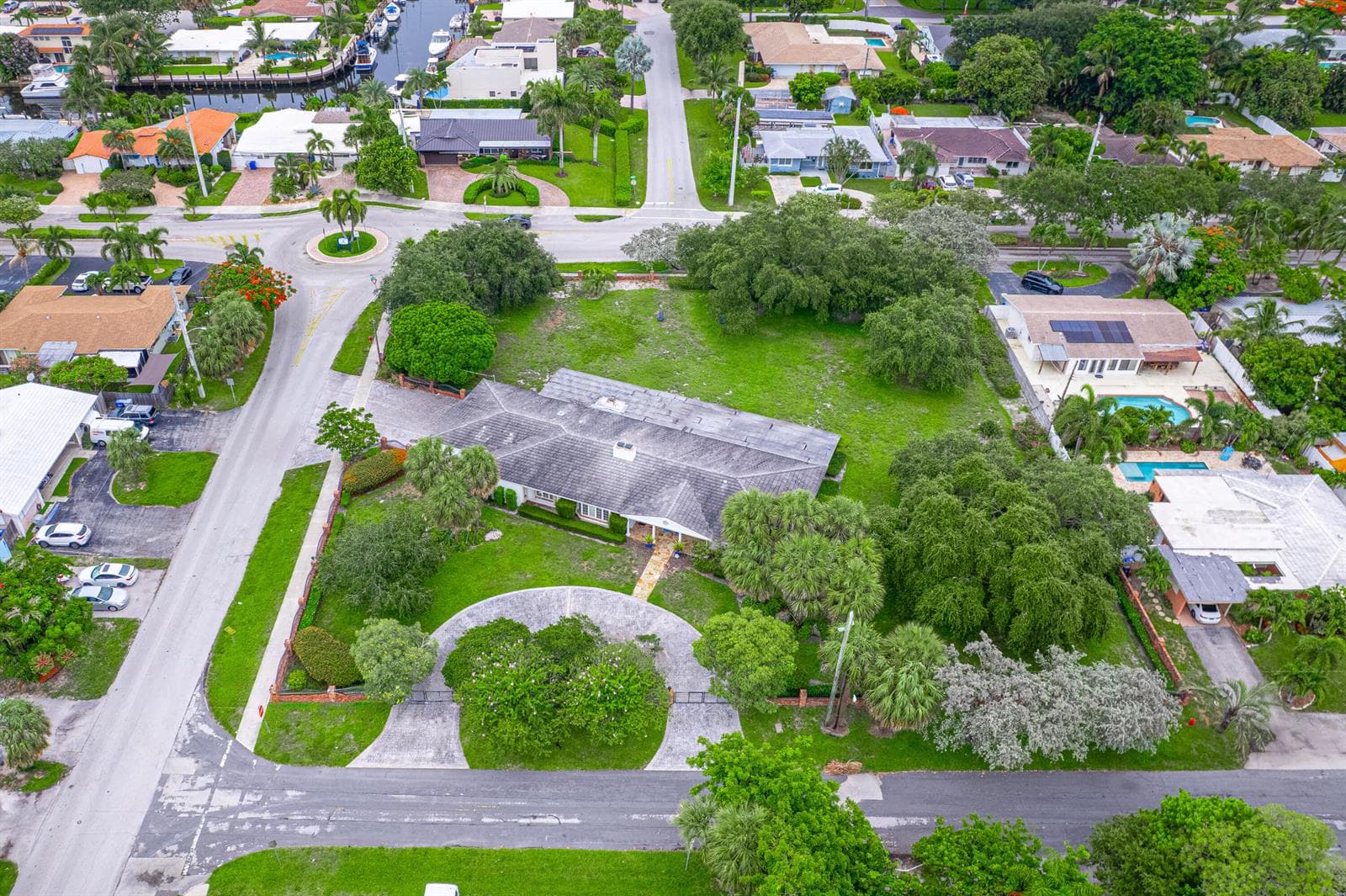 2500 NE 10th Street