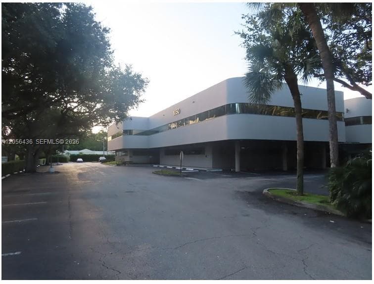 1050 NW 15th St # 214A