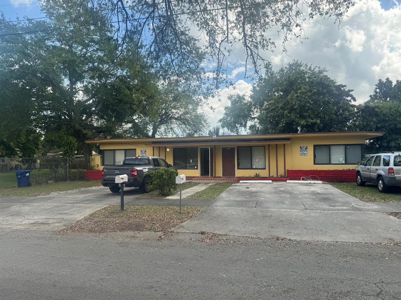 2360 NW 98TH Street