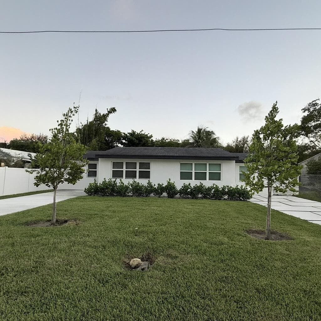 118 SW 7TH Street