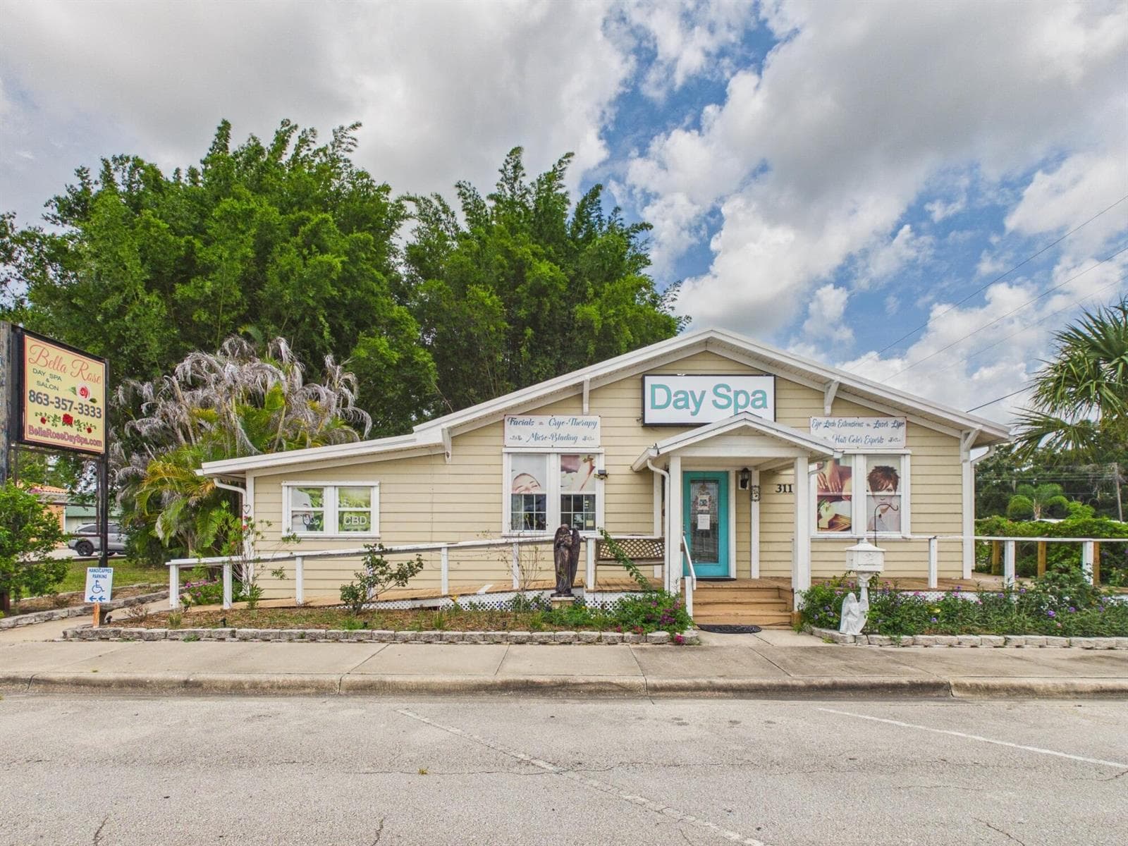 311 NE 2ND Street