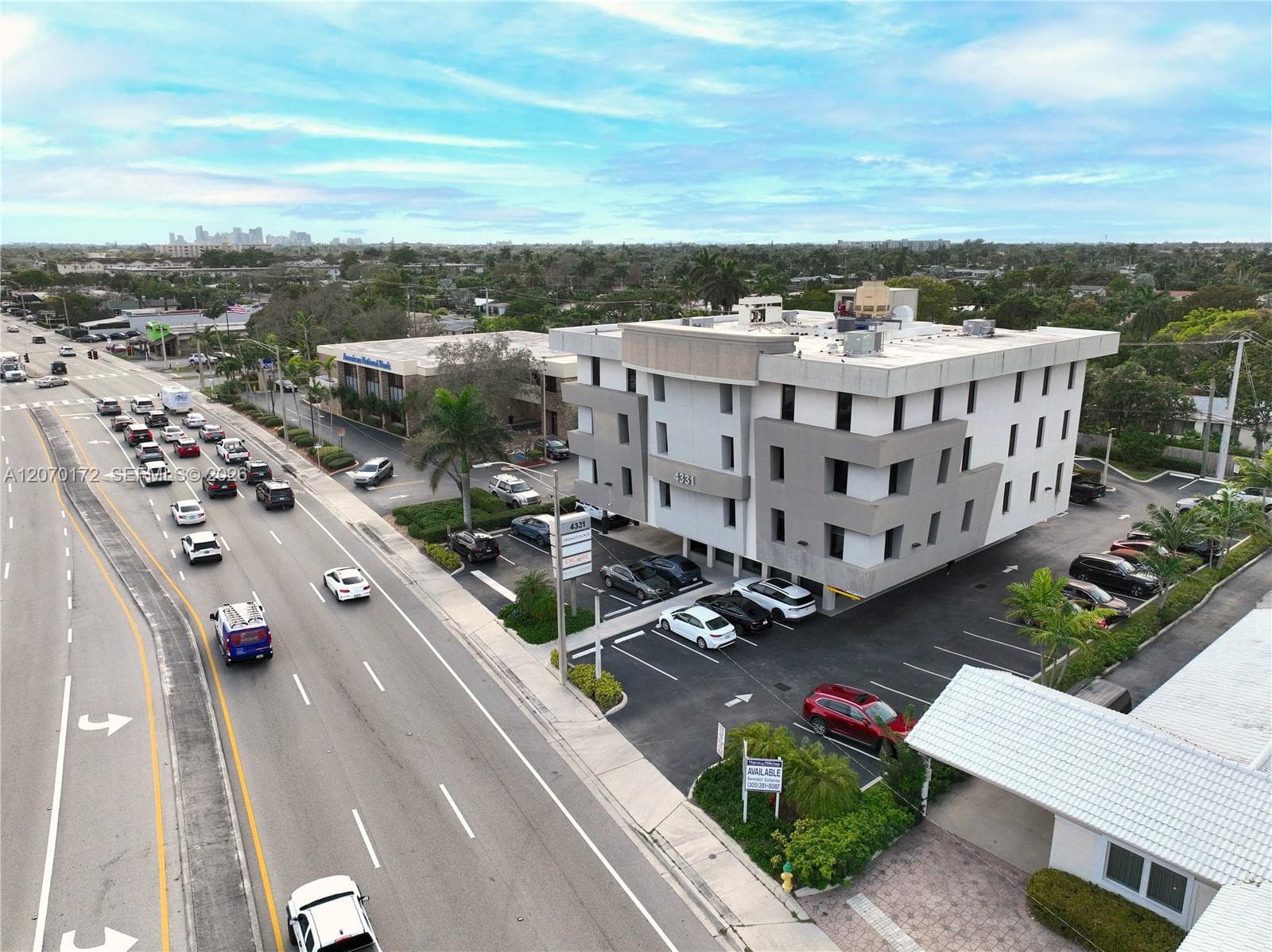 4331 N Federal Hwy