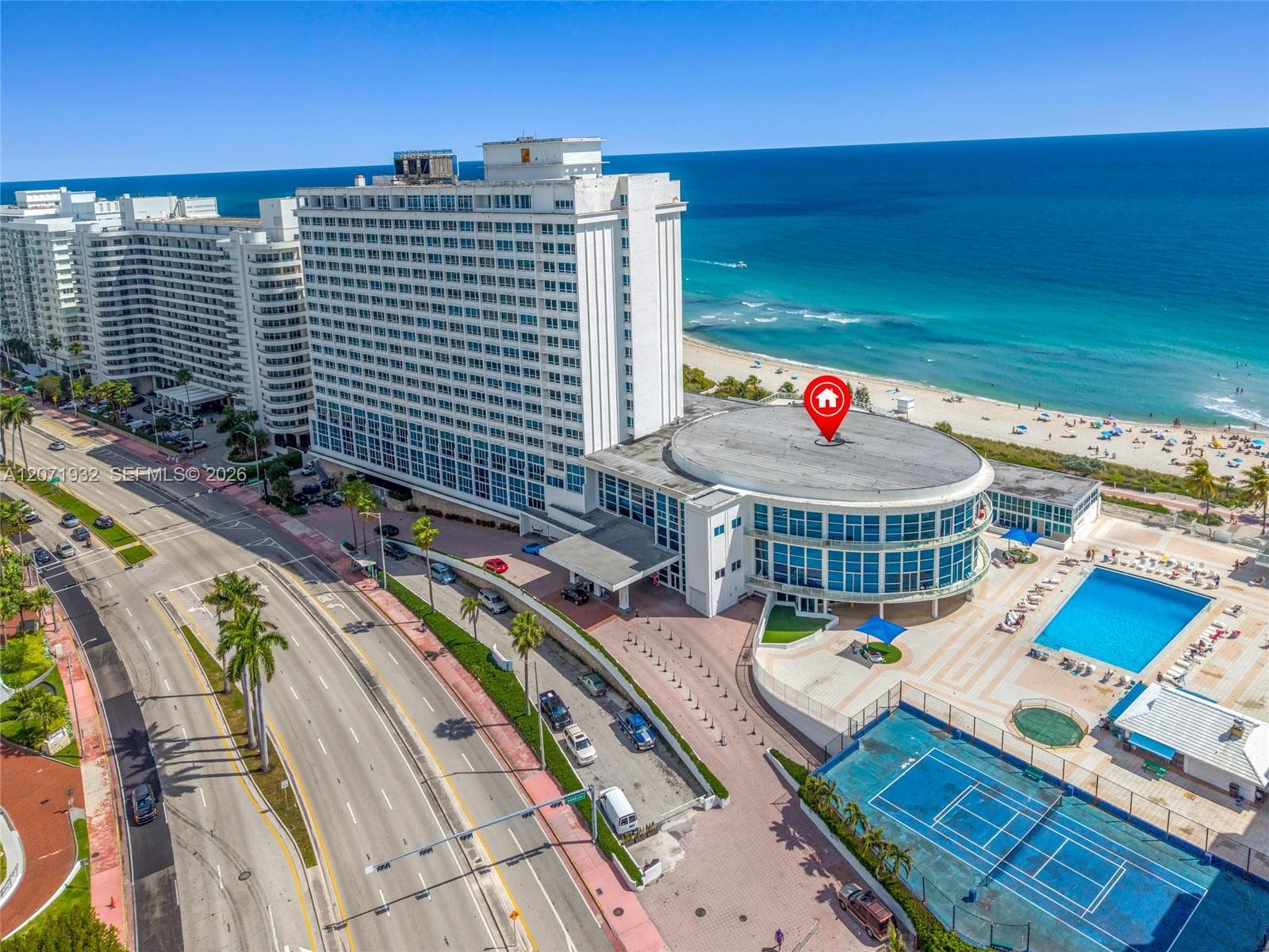 5445 Collins Ave # 2A