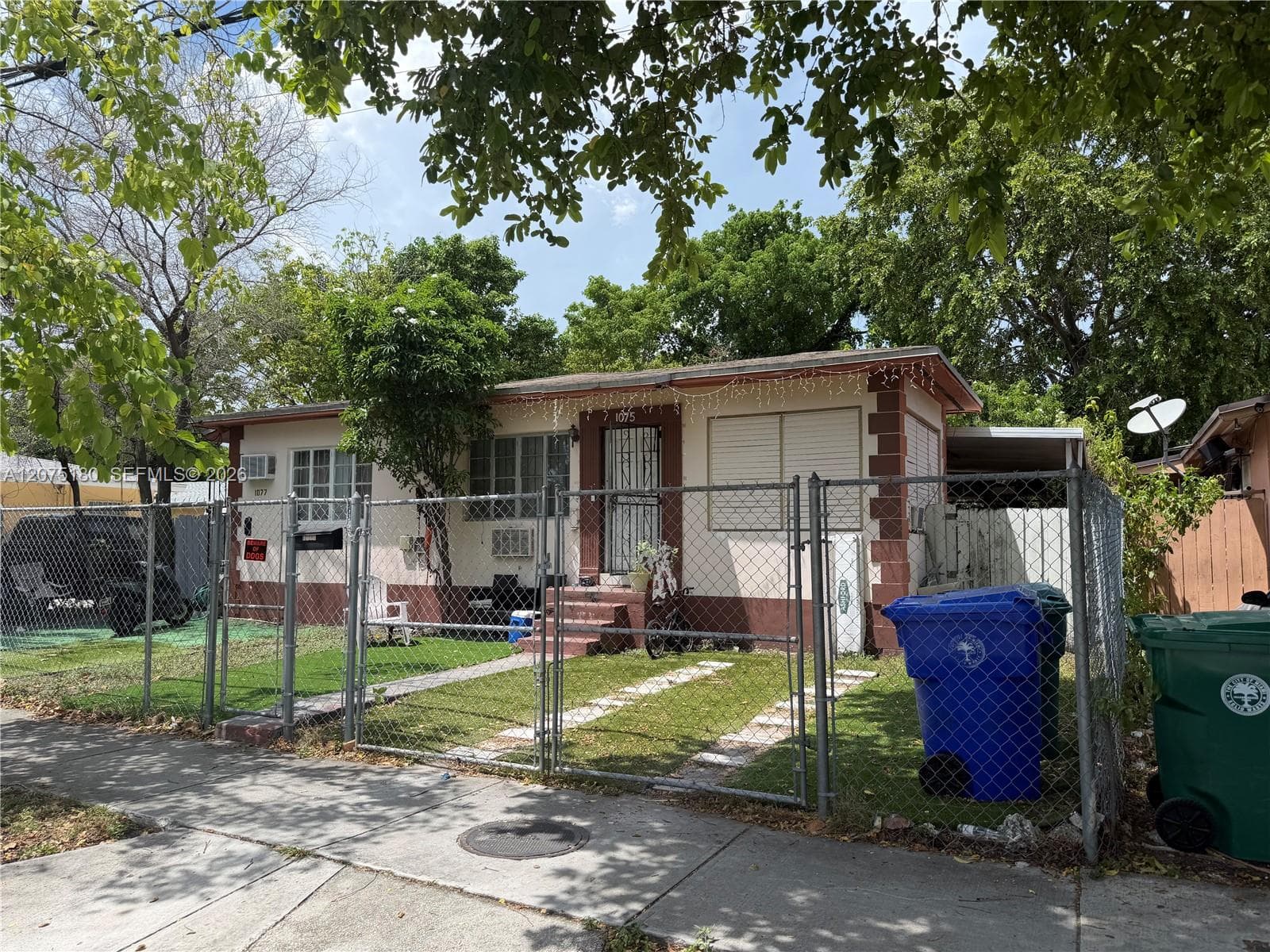 1075 NW 28th St