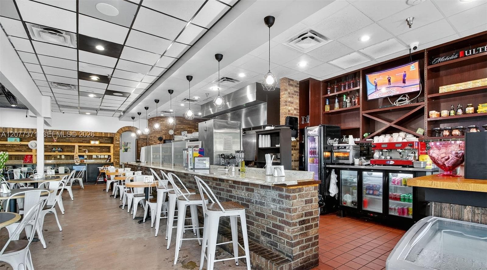 Restaurant and Bar For Sale In Coral Springs