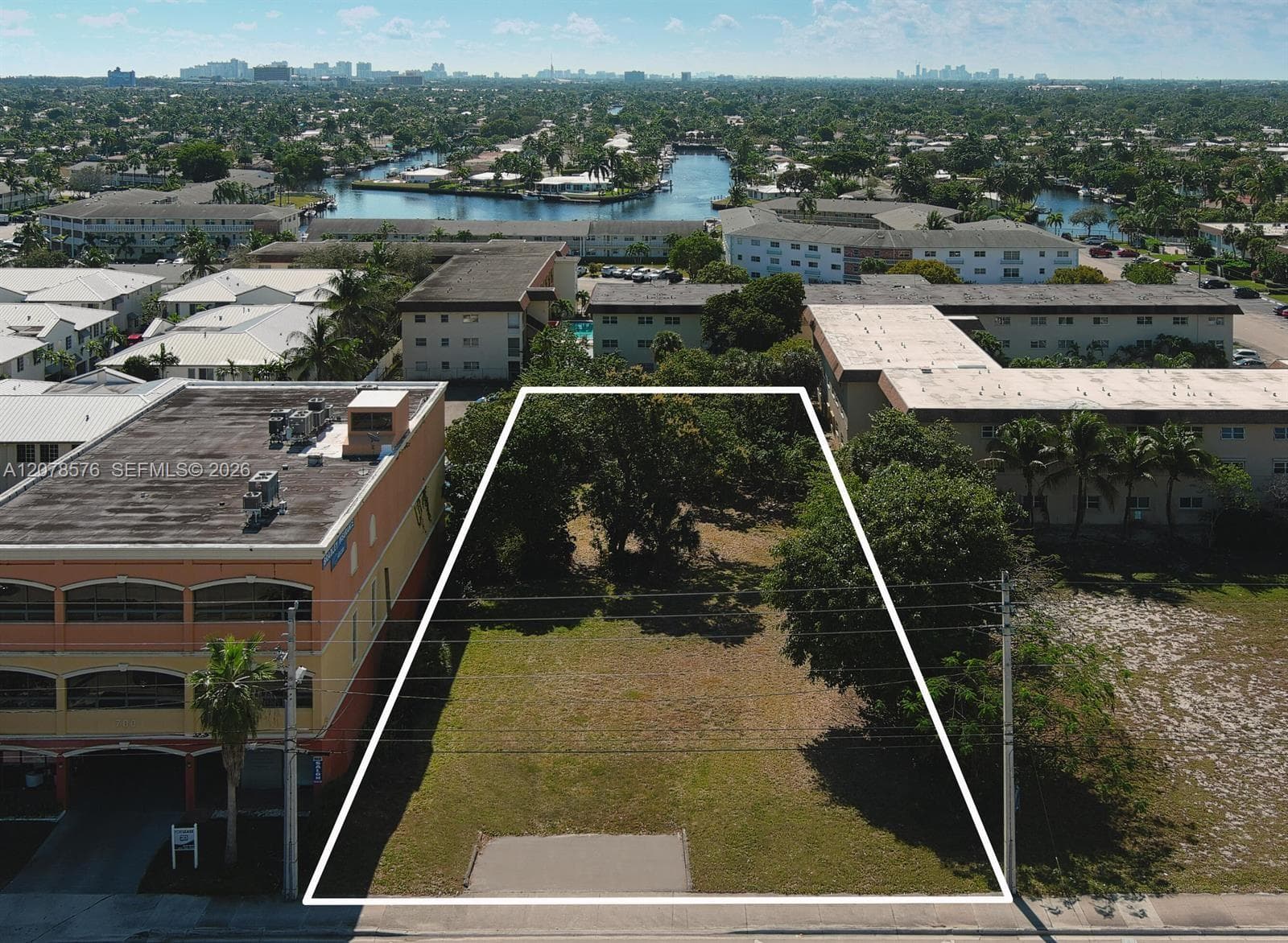 614 E Atlantic Blvd