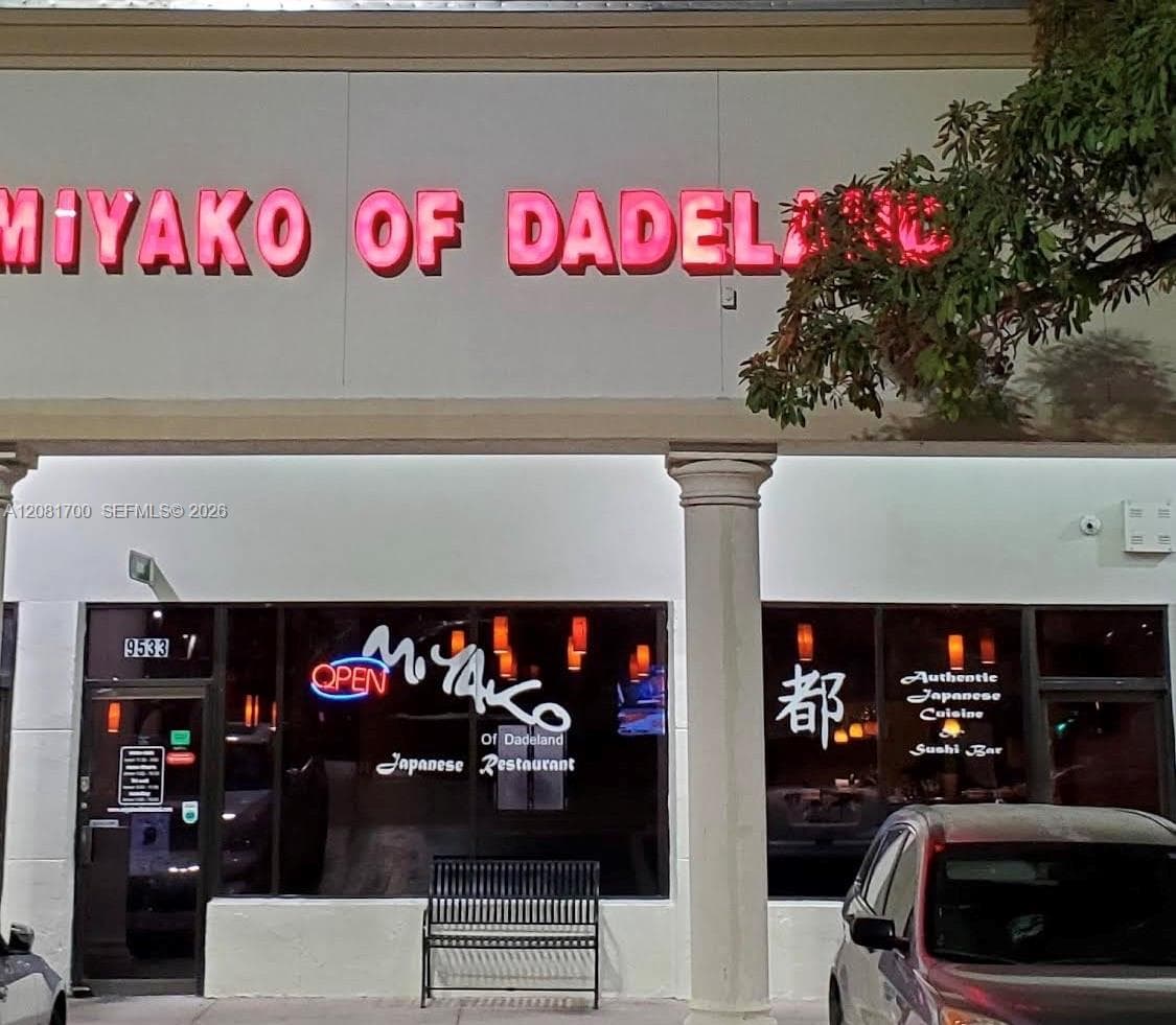 9533 Dixie Hwy