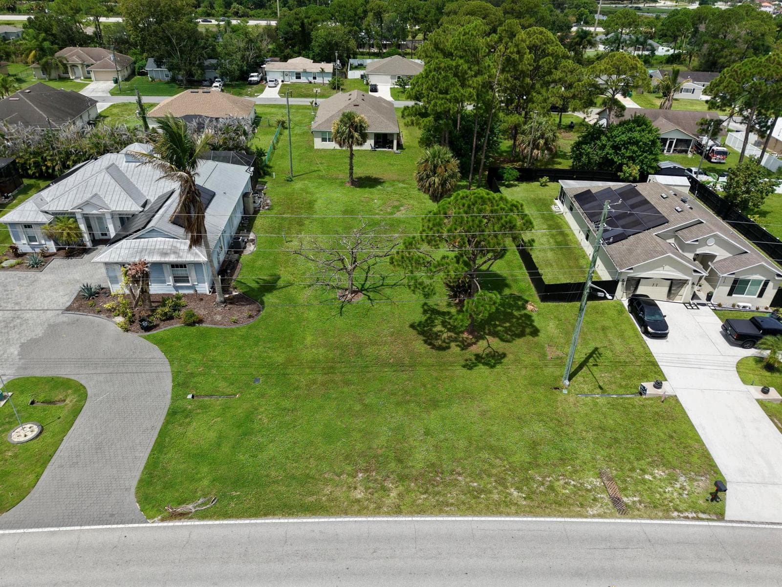 590 NW Bayshore Boulevard