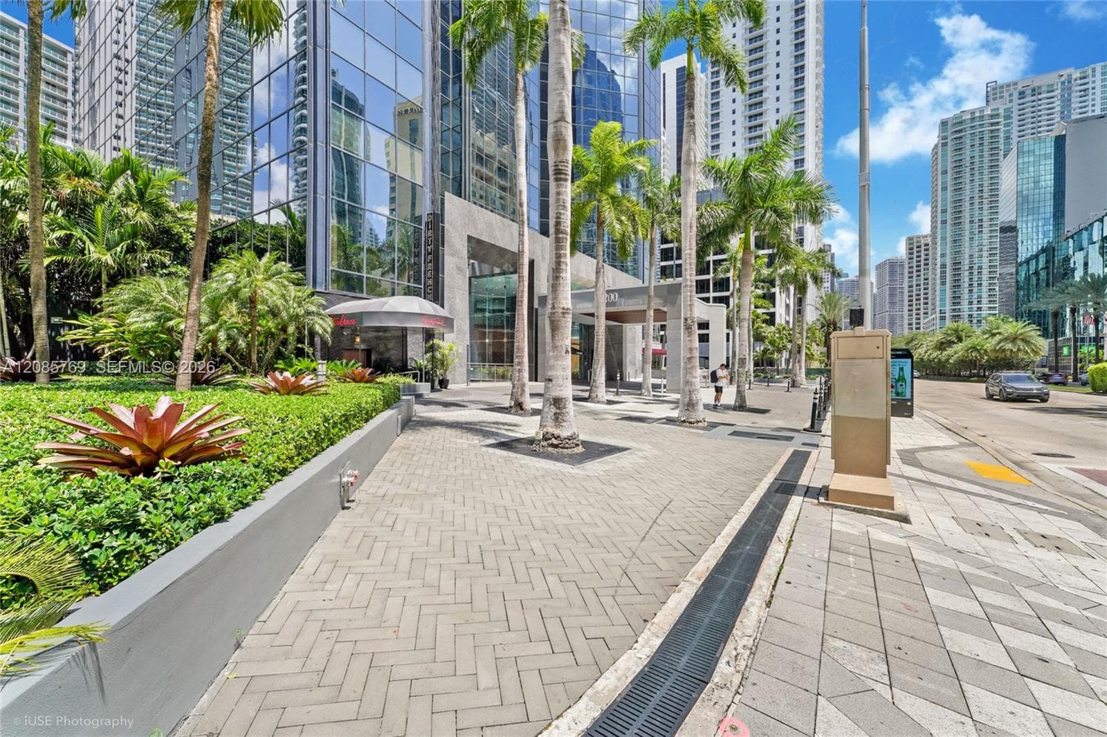 1200 Brickell Ave # C