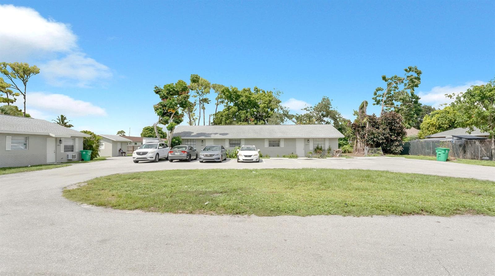 3883 Park Lane