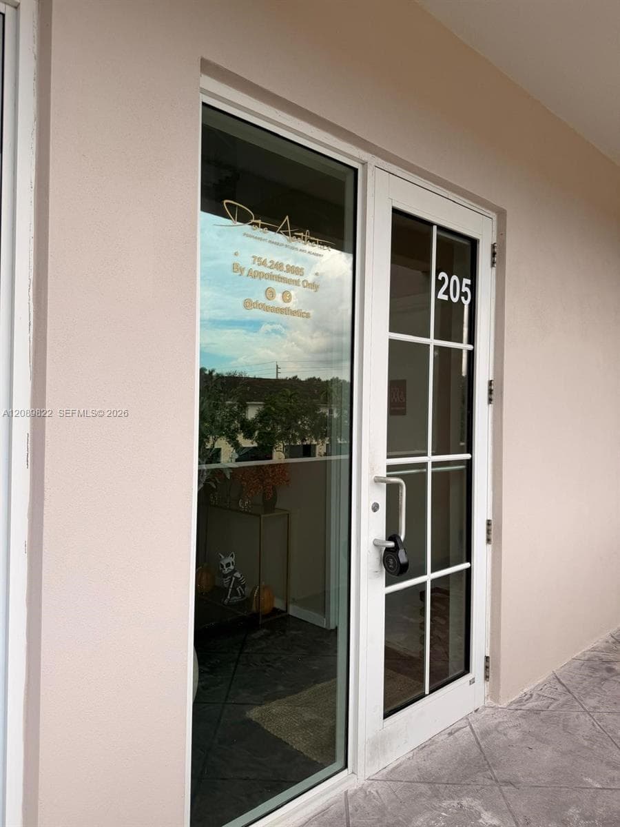 2501 SW 101st Ave # 205