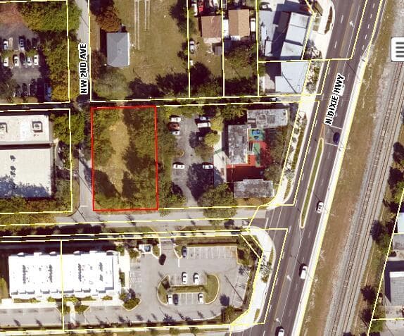 157 NW 8th Court