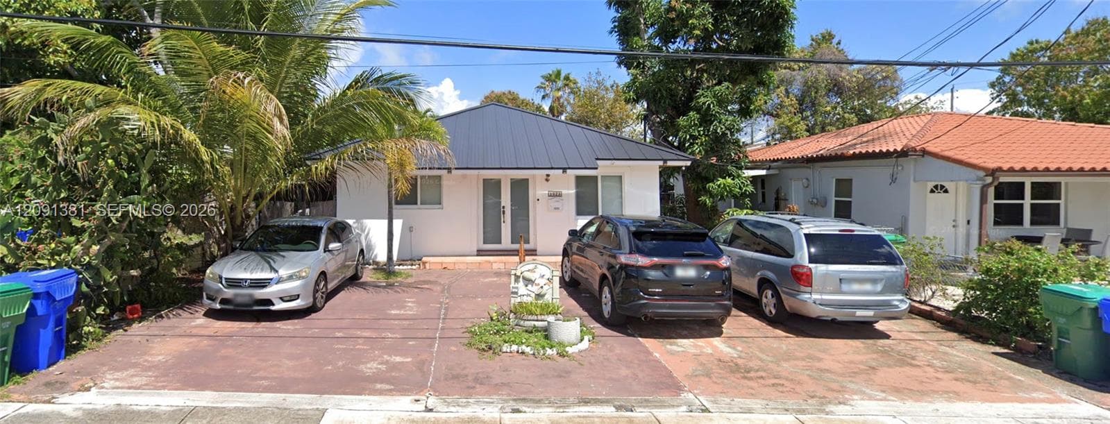 1025 SW 12th St