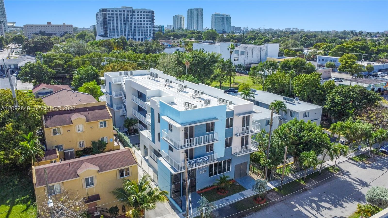 1620 NW 18th St