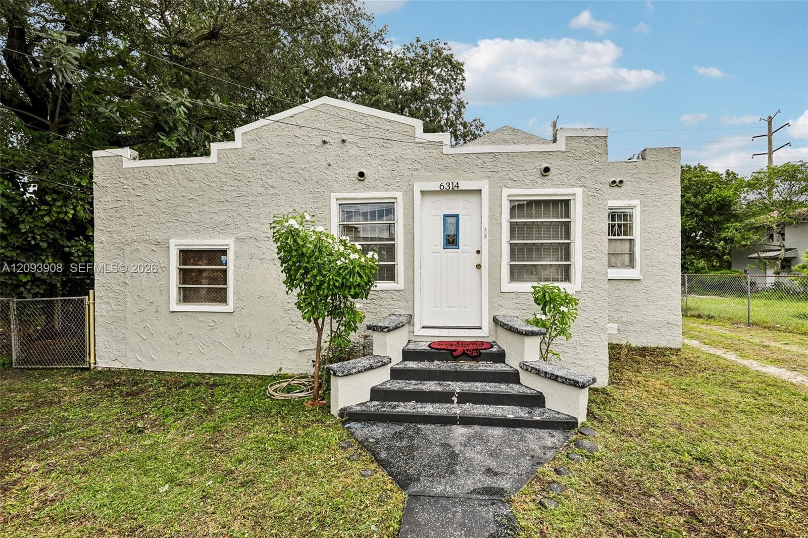 6314 NW 4th Ave
