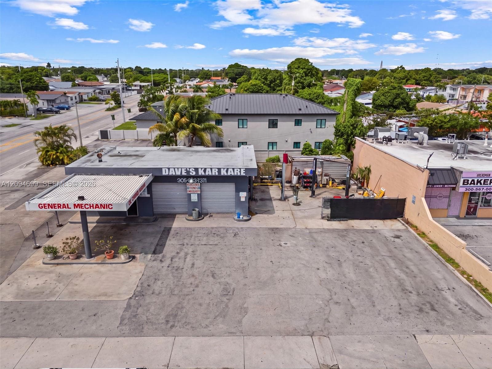 4102 E 4th Ave