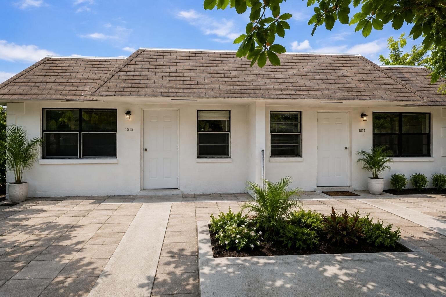 1515 NW 8TH Avenue