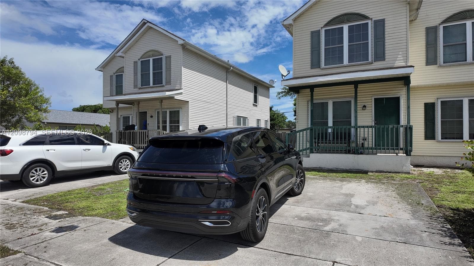 1738 SW 44th Ter
