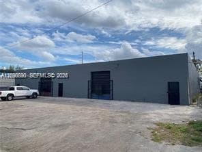 3520 NW 51st St