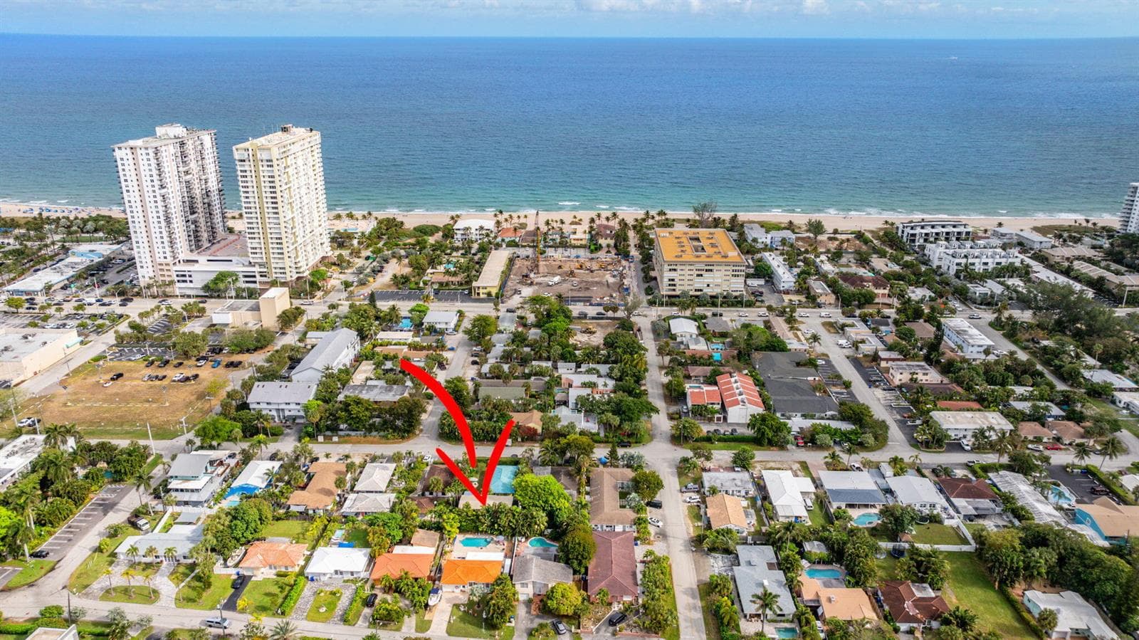 305 HIBISCUS Avenue