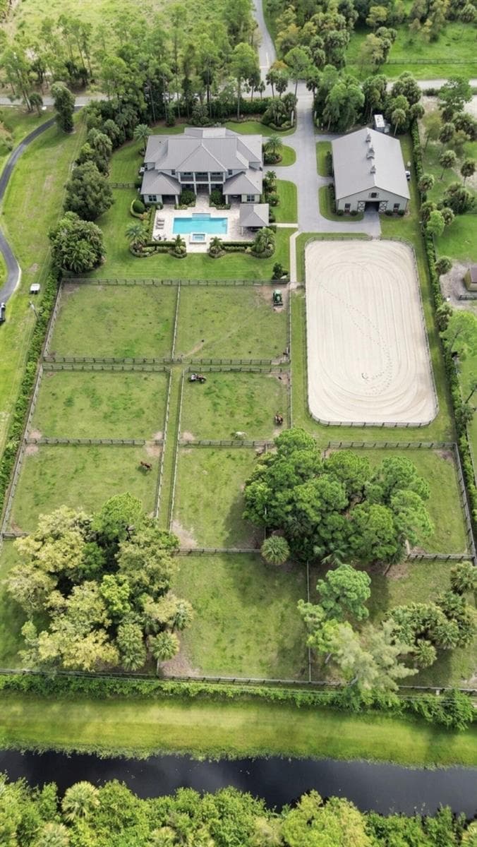 1275 Arabian Drive