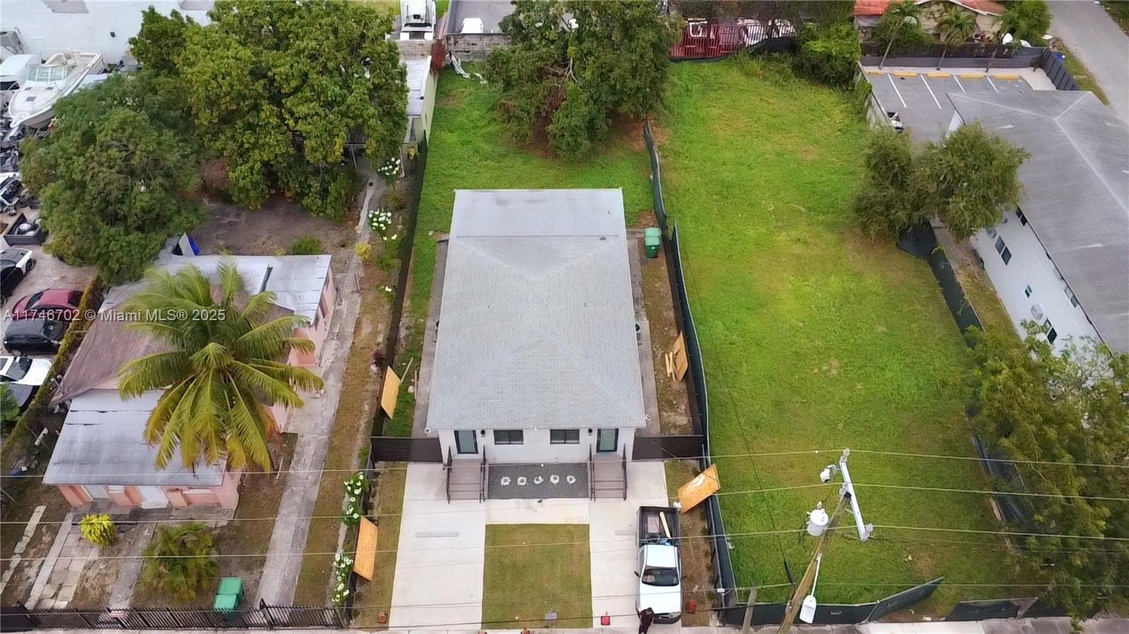 679 NW 30th St