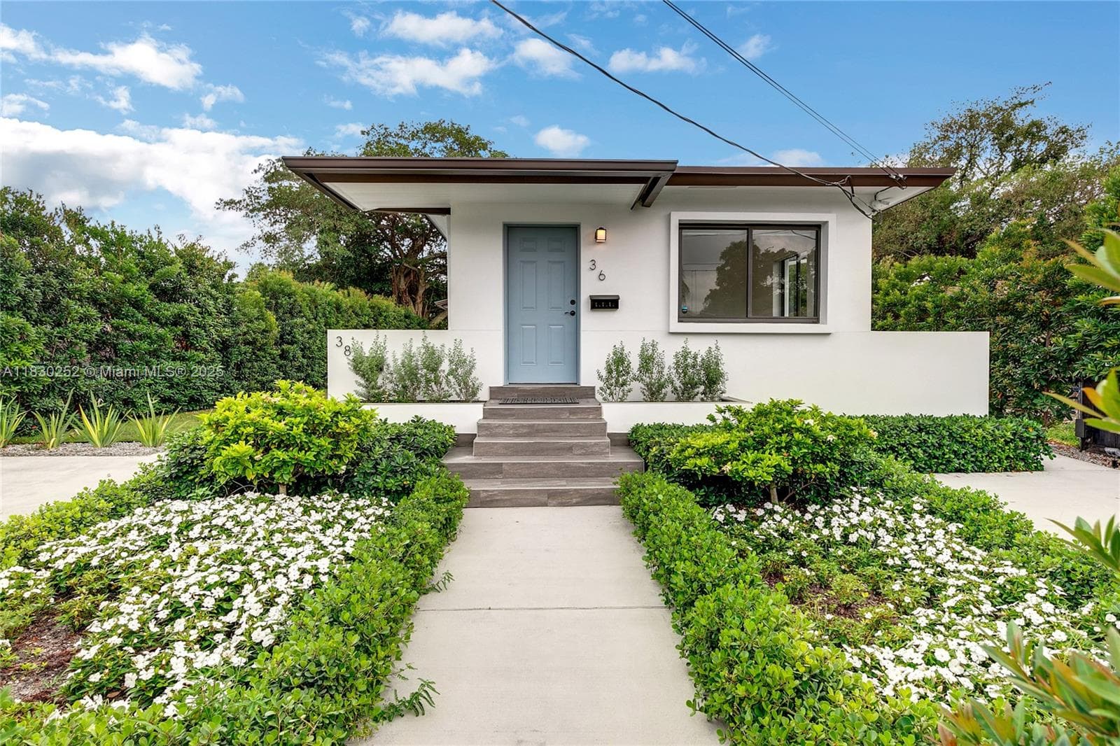 36 NW 52nd St