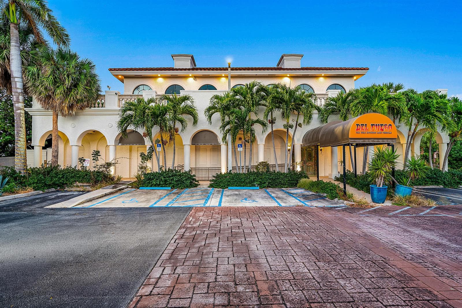 900 E Atlantic Avenue # 22