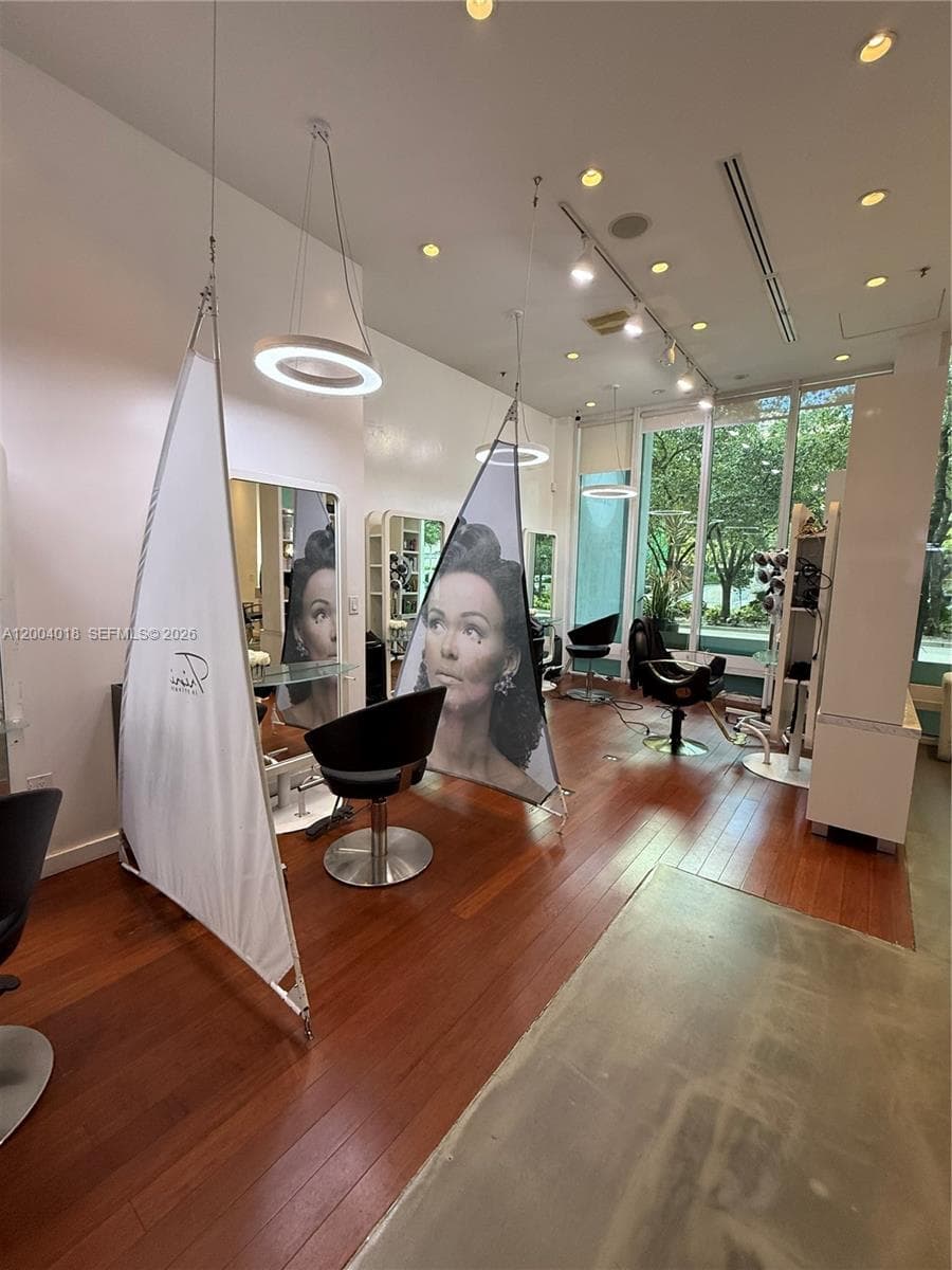 Beauty Salon & Spa in Brickell