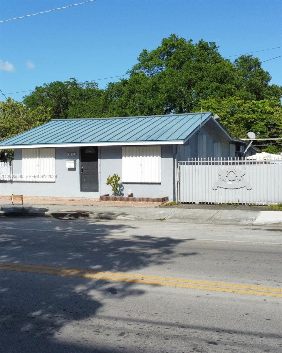 5501 NW 2nd Ave