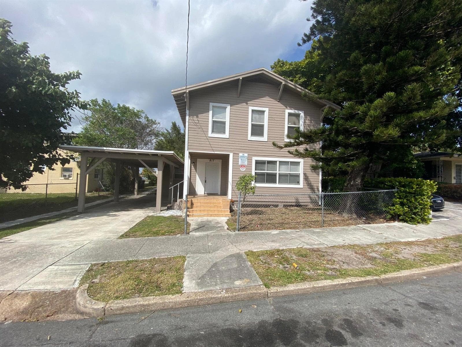 817 NW 7th Street