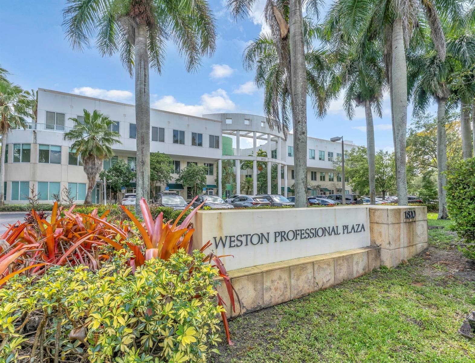 1820 N Corporate Lakes Boulevard # 201