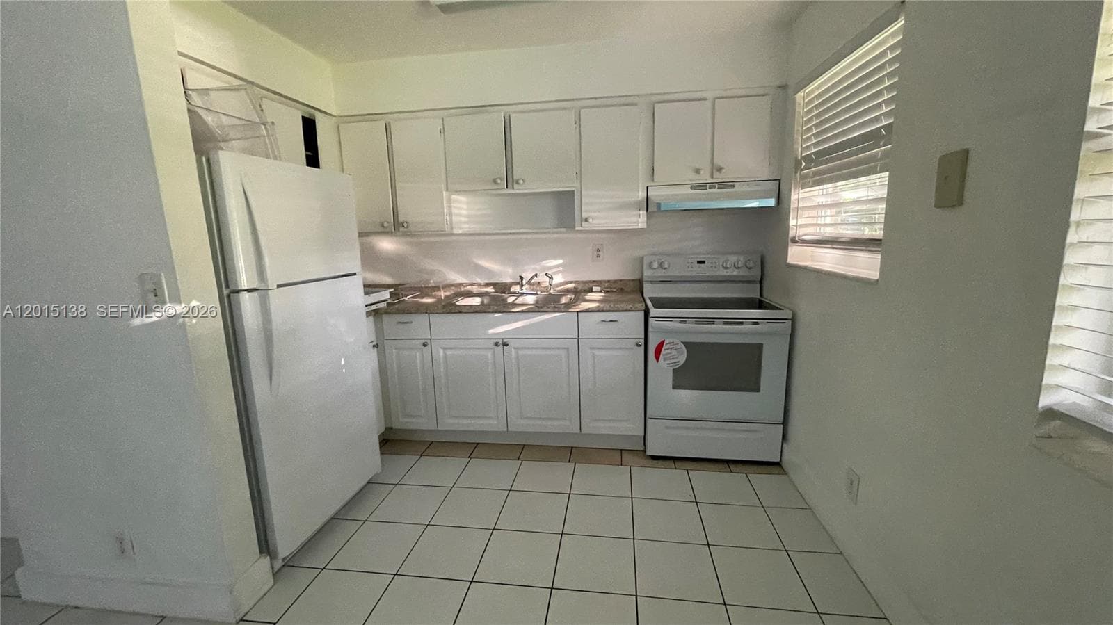 5200 NW 16th St