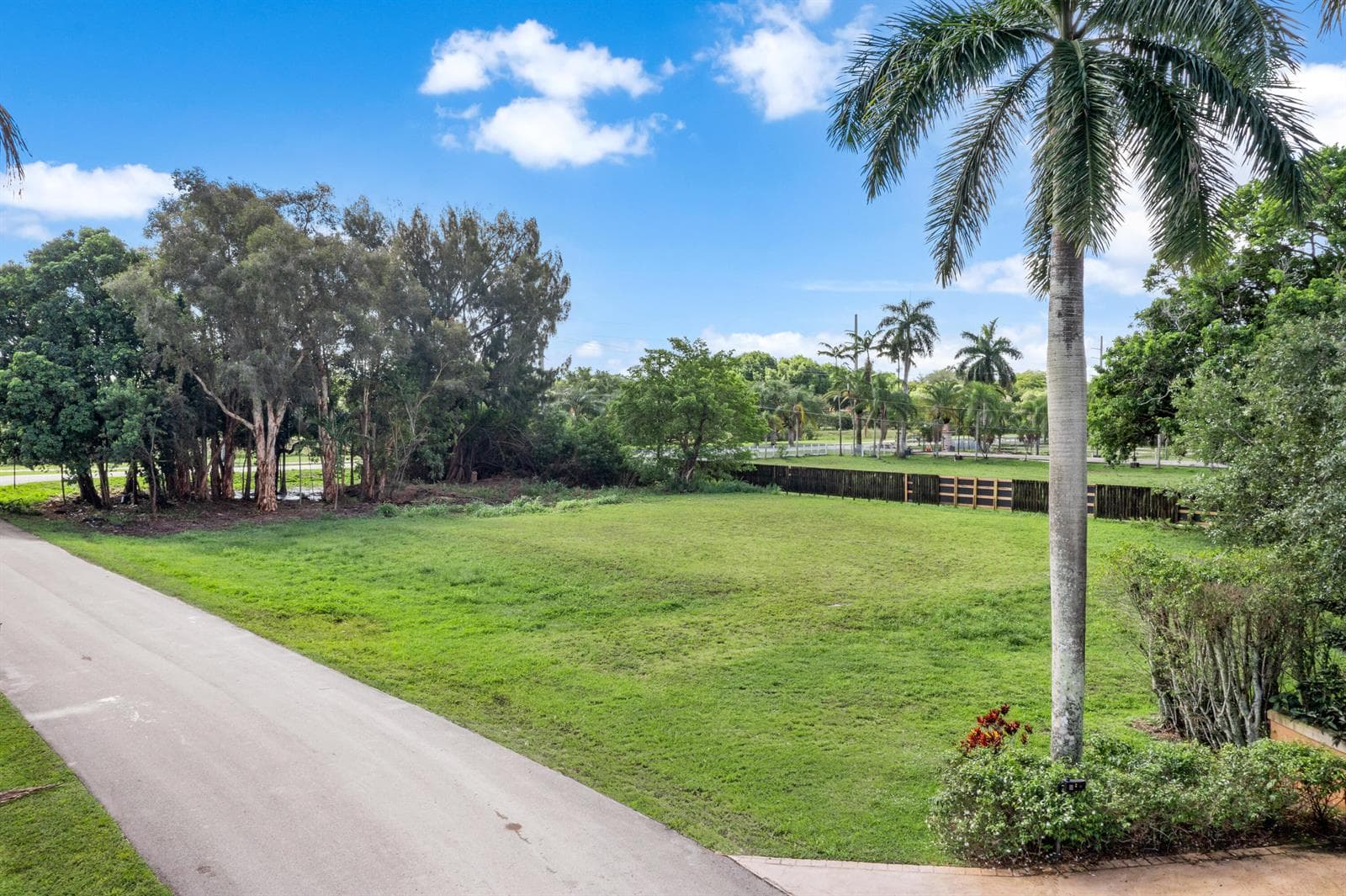 11200 NW 14th Street