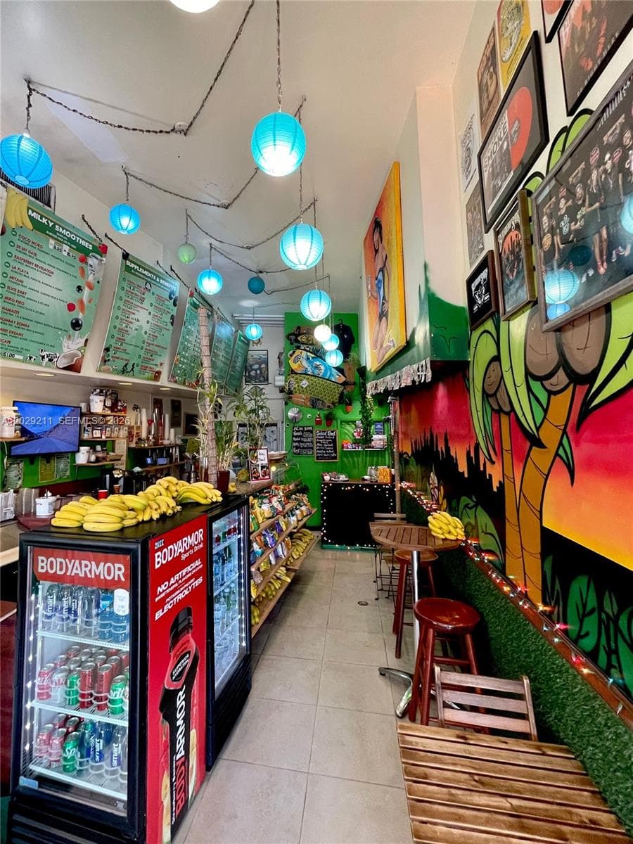 SOUTH BEACH JUICE BAR